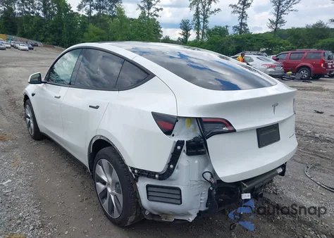 2021 Tesla Model Y Long Range Dual Motor All-Wheel Drive from USA, damaged, VIN 5YJYGDEEXMF267616